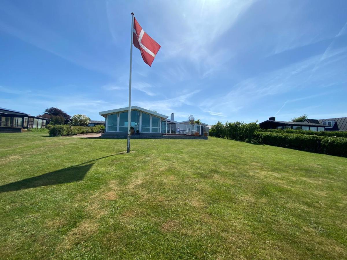 Strandhuset. Asperup 外观 照片